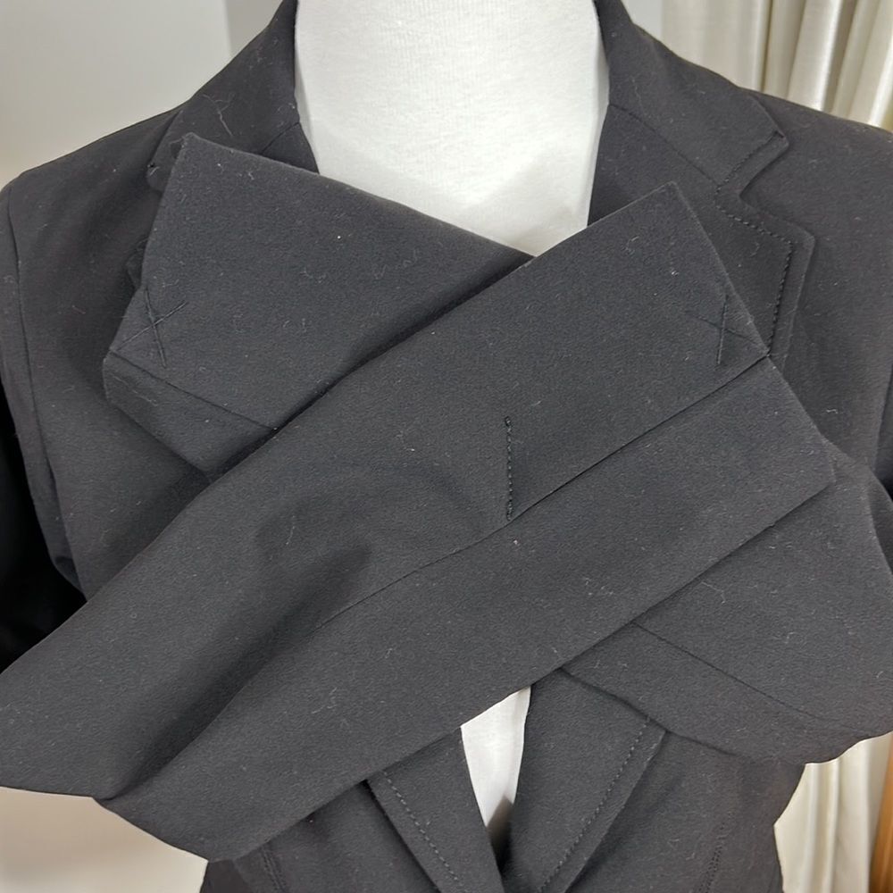 New York and Company, 7th Avenue Suit Collection jacket - Picture 7 of 15